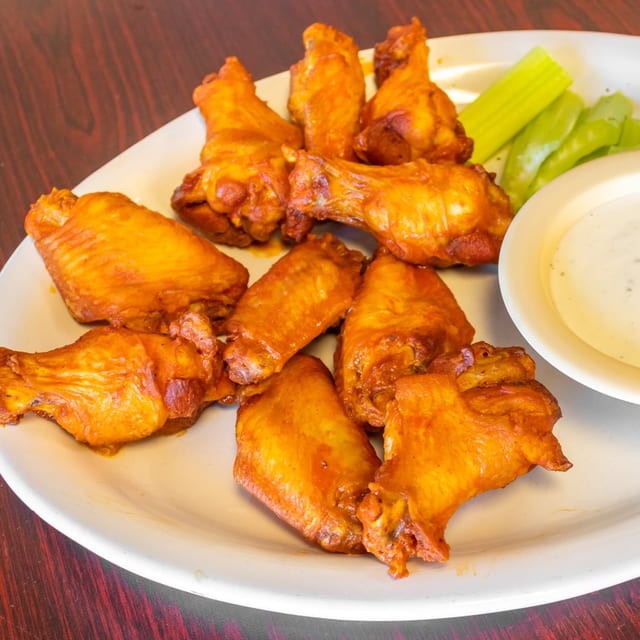 Buffalo Wings (6 Pieces).