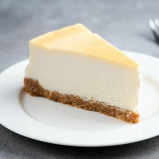 Amaretta Cheesecake.